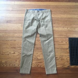 Gap skinny fit khakis